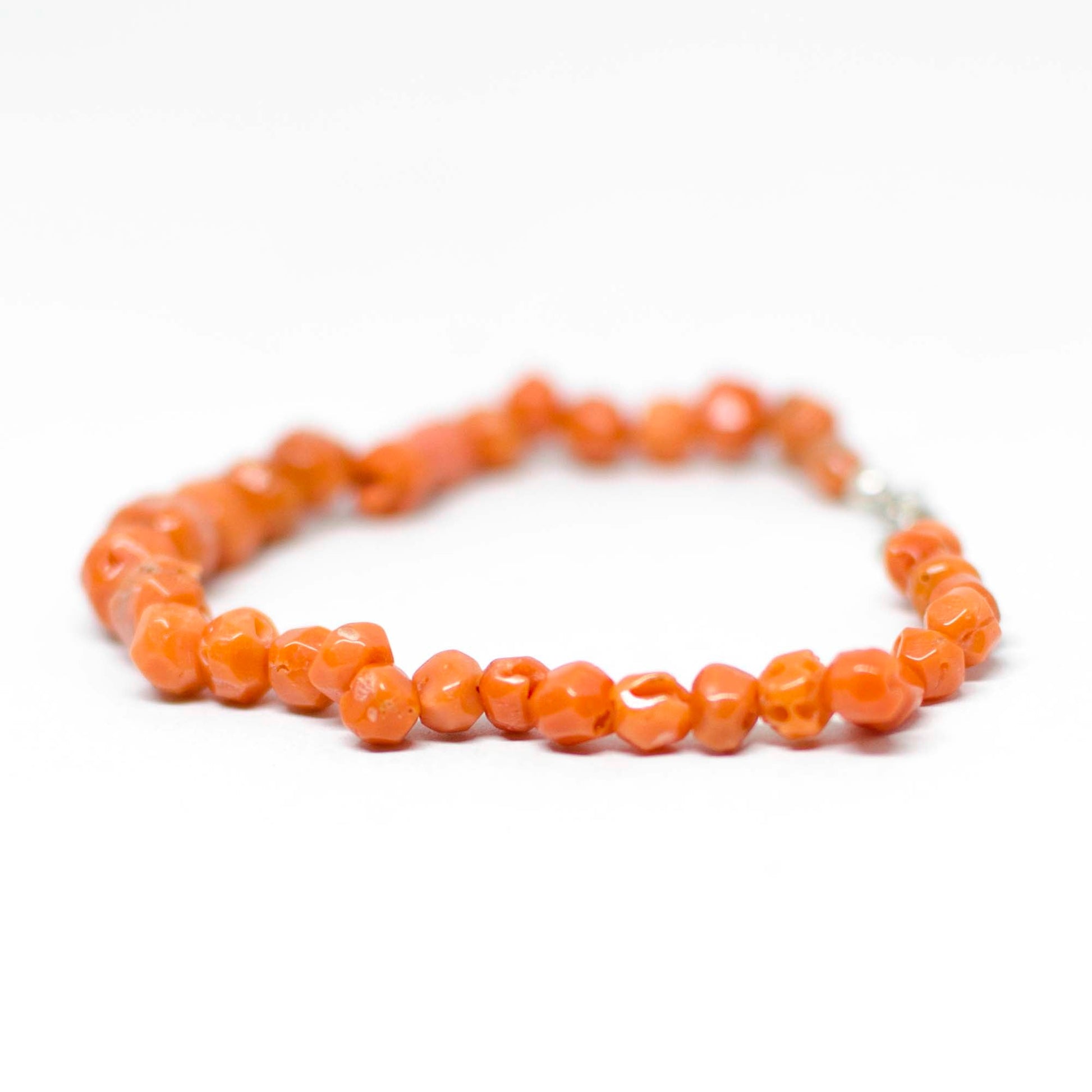 Bracciale-in-Sassi-di-Corallo-Arancione