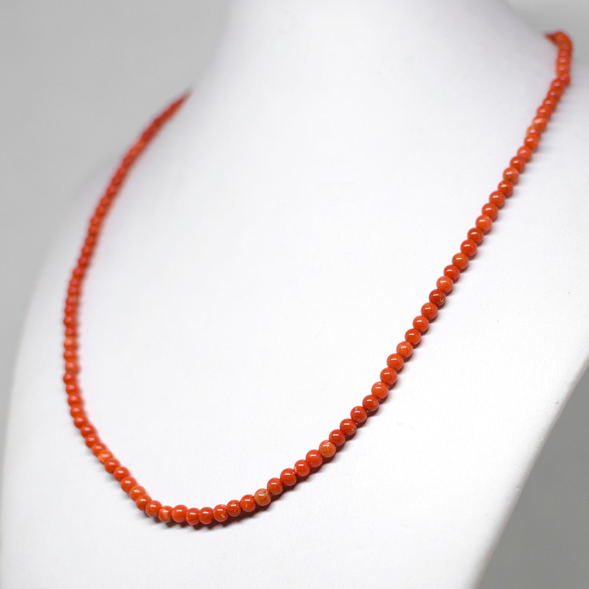 Collana-in-Perle-di-Corallo-Rosso