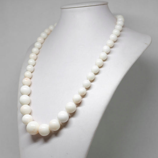 Collana-in-Perle-di-Corallo-Bianco