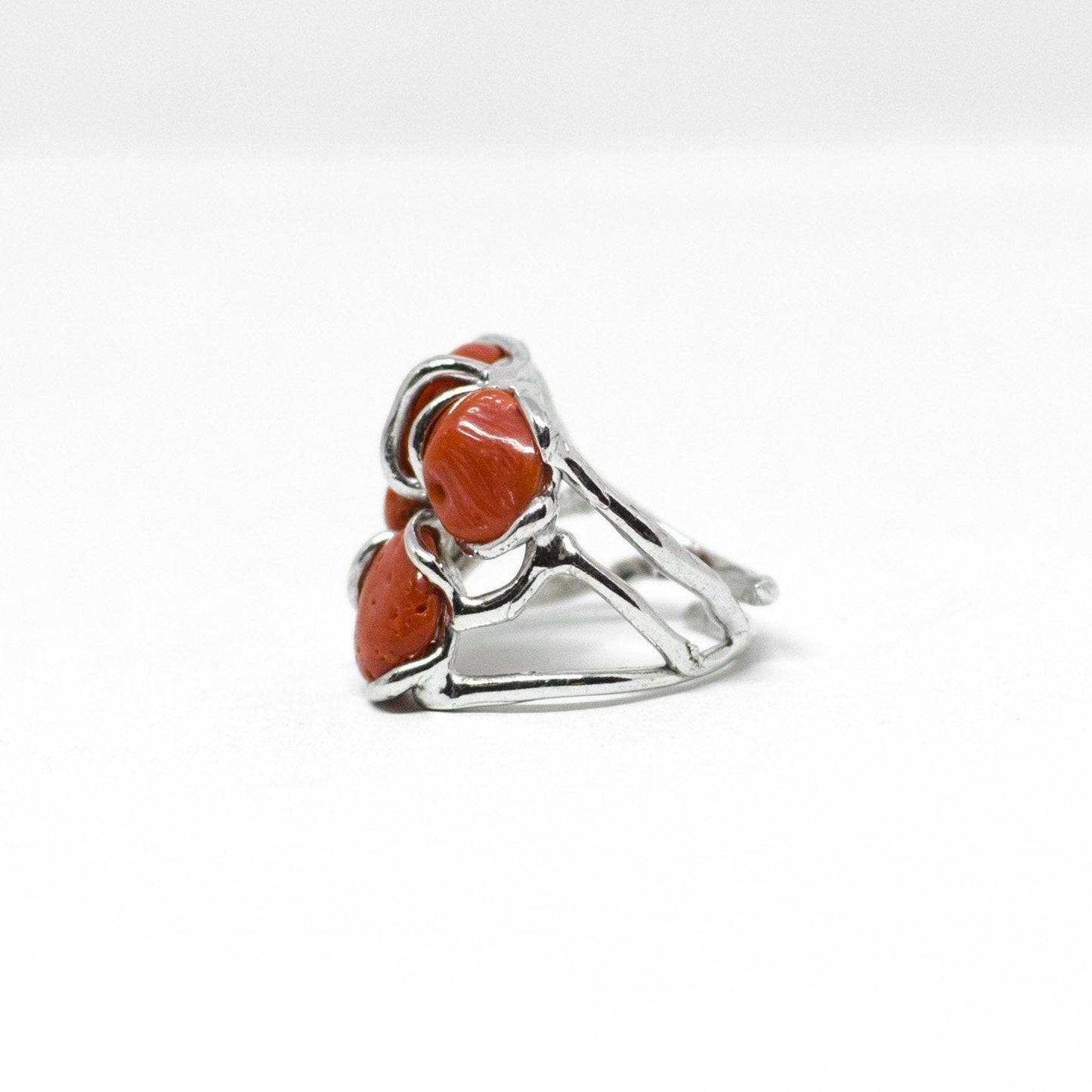 Anello in corallo rosso