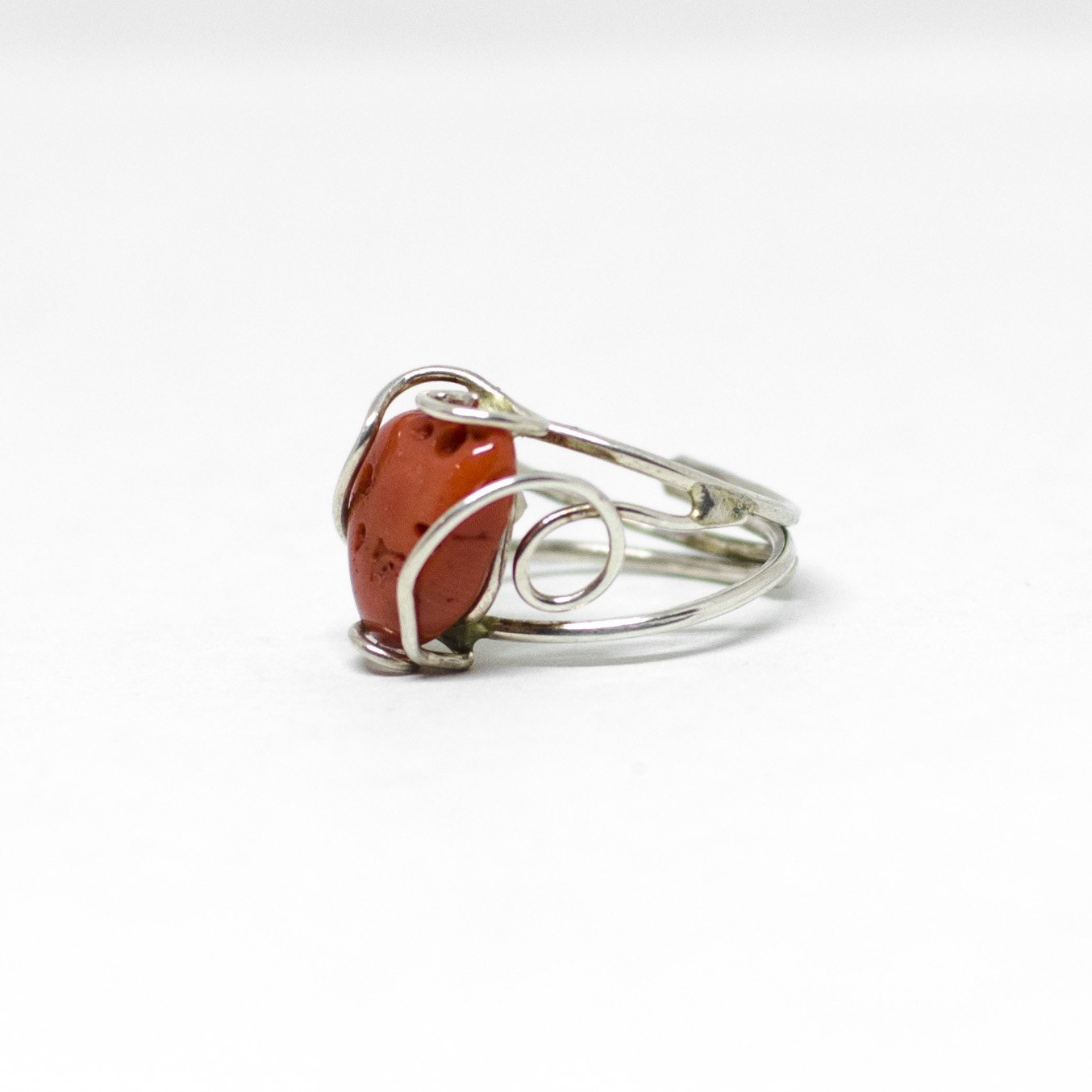 Anello in corallo rosso