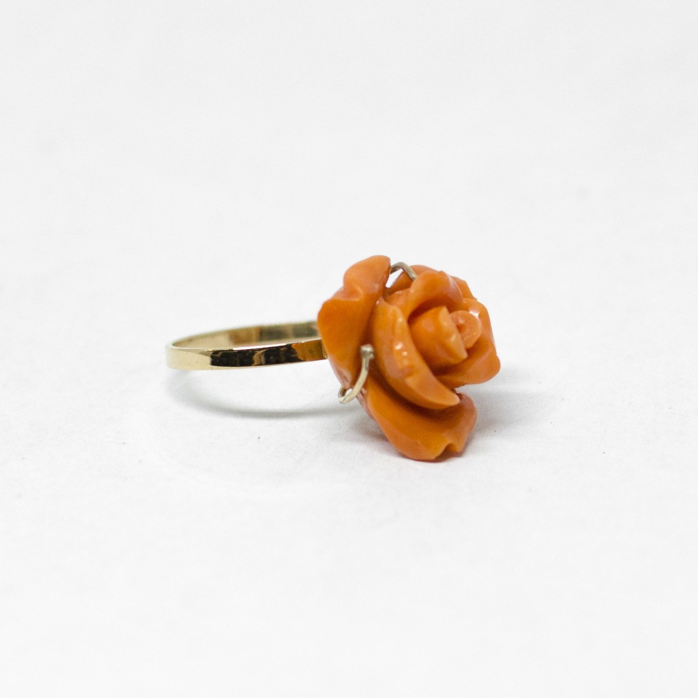 Anello-Corallo-Arancione-con-Rosa-Incisa