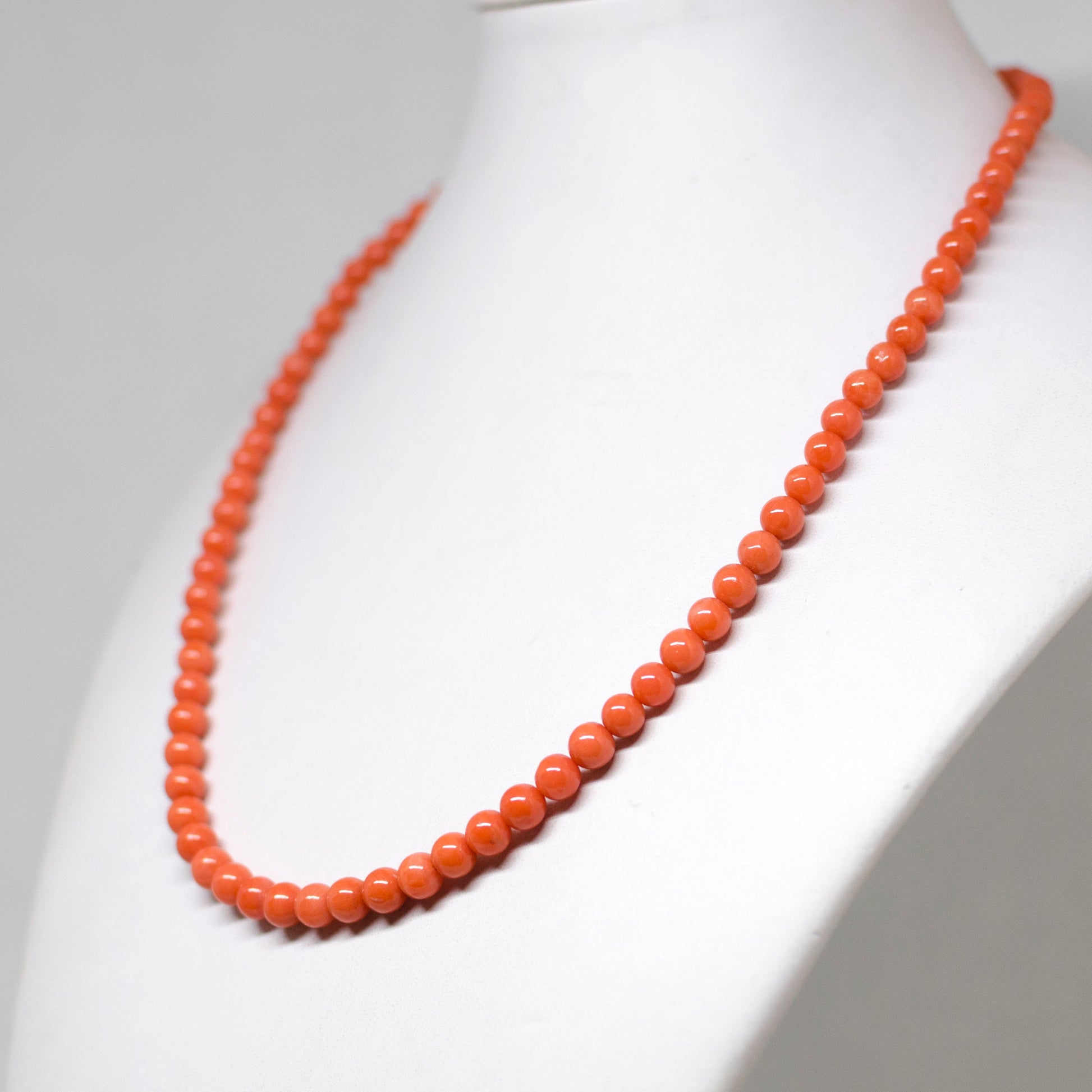 Collana-in-Perle-di-Corallo-Rosso