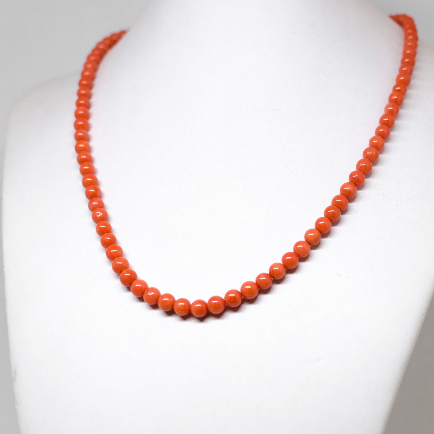 Collana-in-Perle-di-Corallo-Rosso