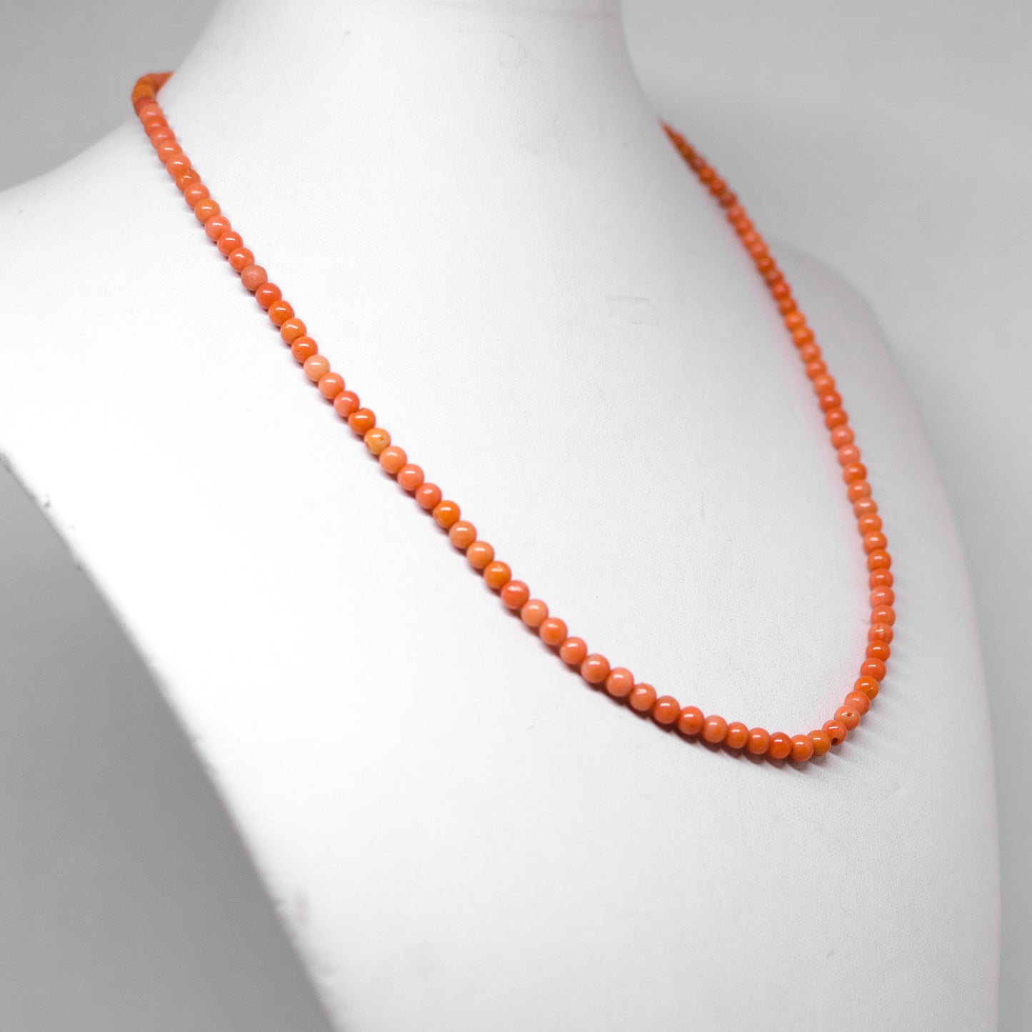 Collana-in-Perle-di-Corallo-Rosso