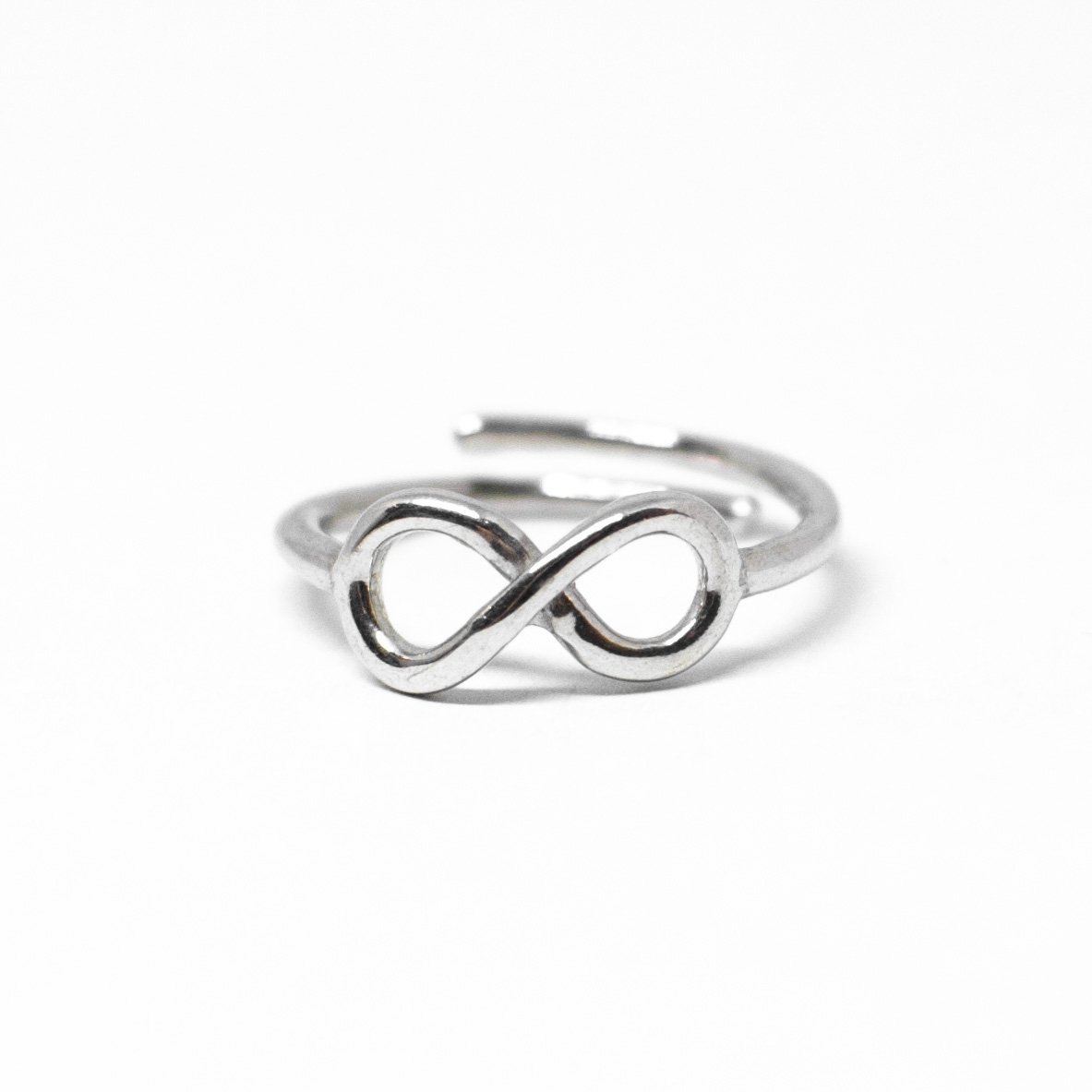 "Infinity" ring entirely in silver