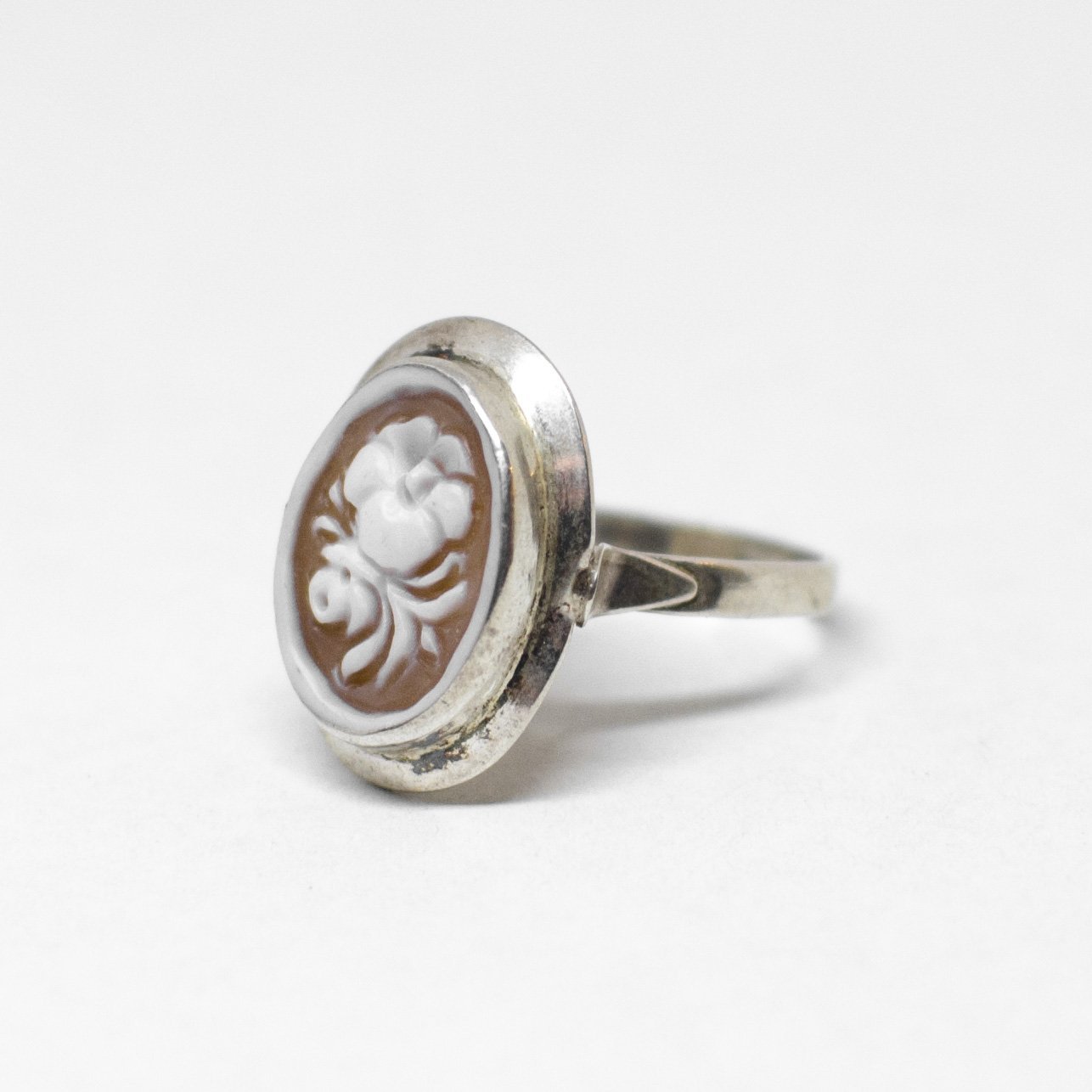 Anello Cammeo incisione Fiori (stili diversi)