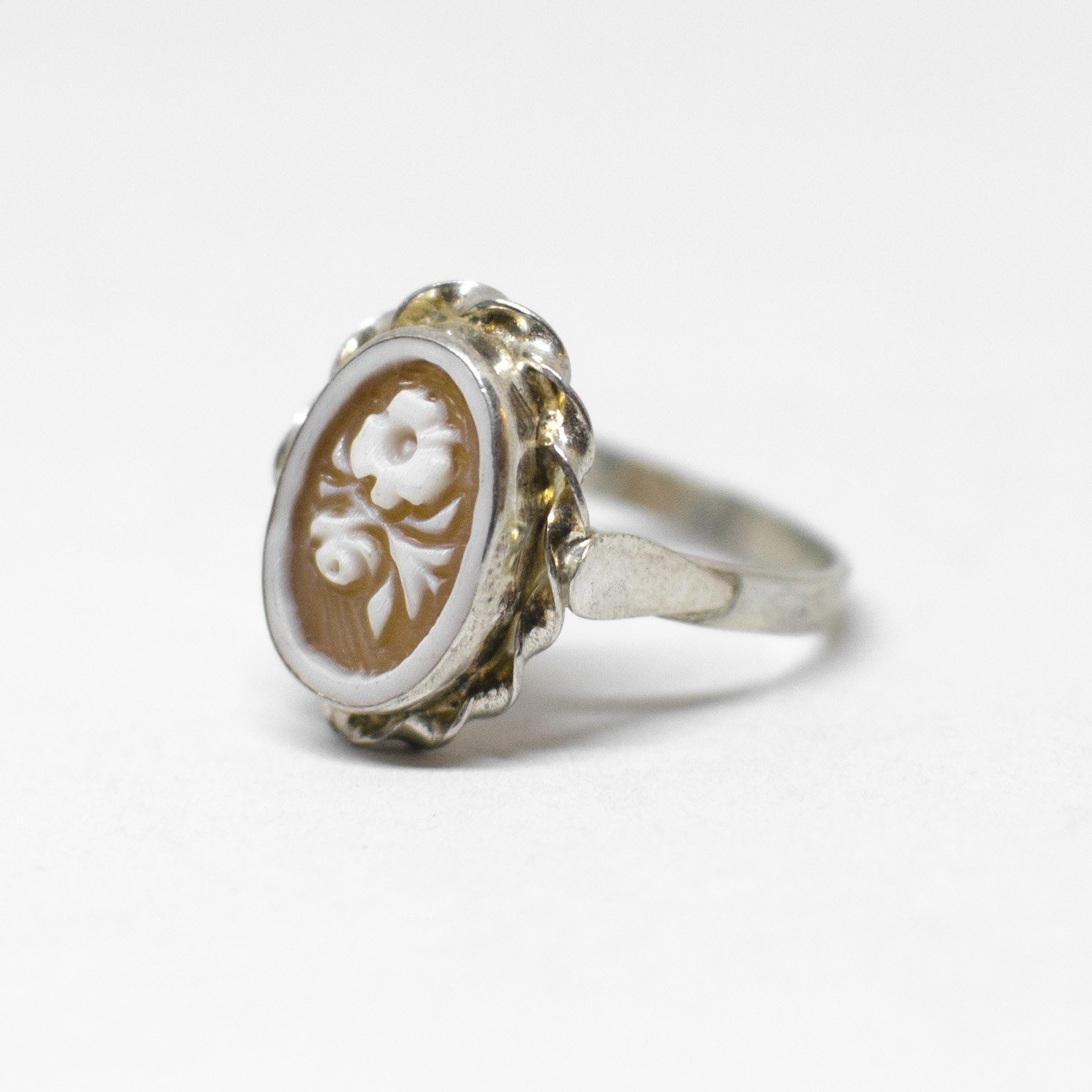 Anello Cammeo incisione Fiori (stili diversi)