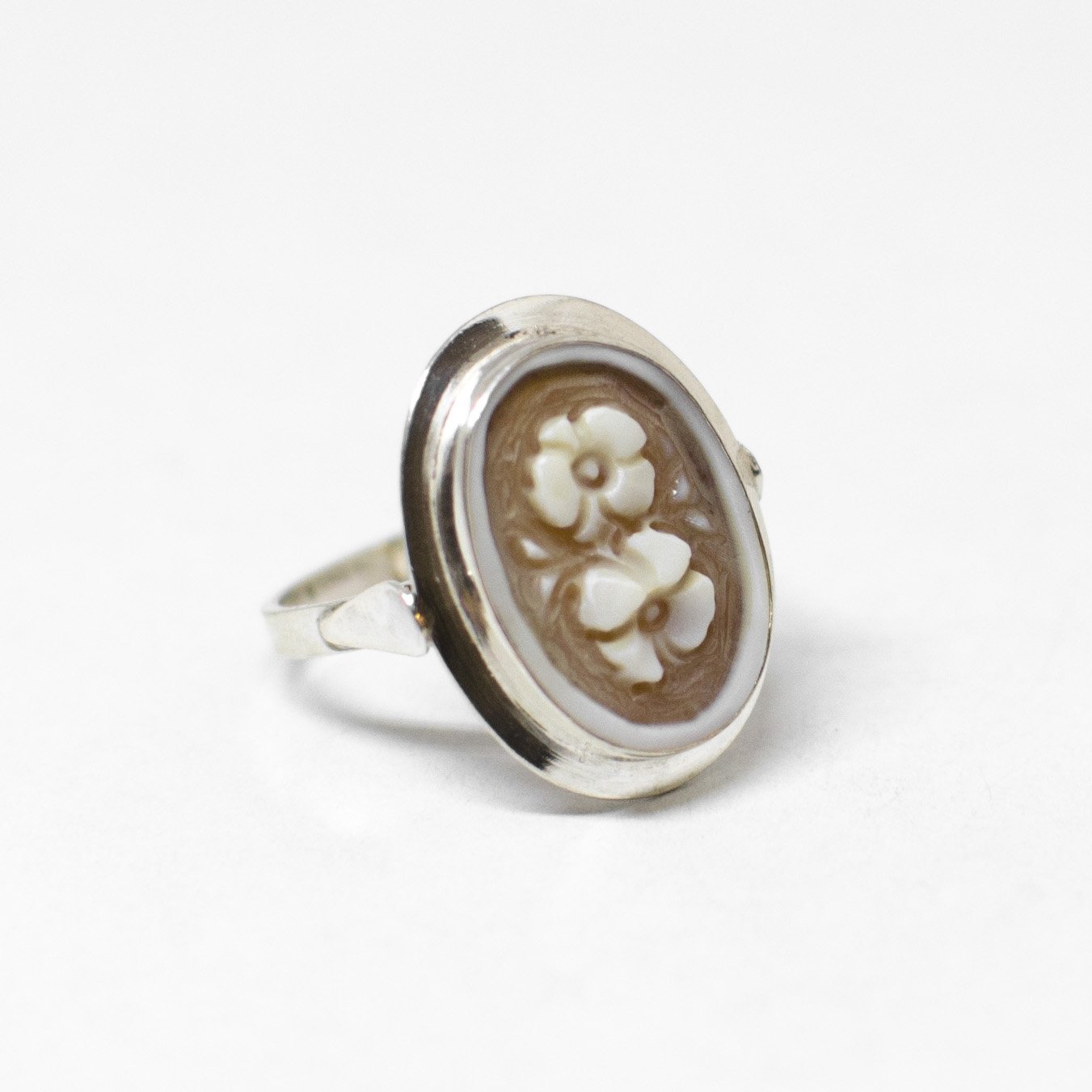 Anello Cammeo incisione Fiori (stili diversi)