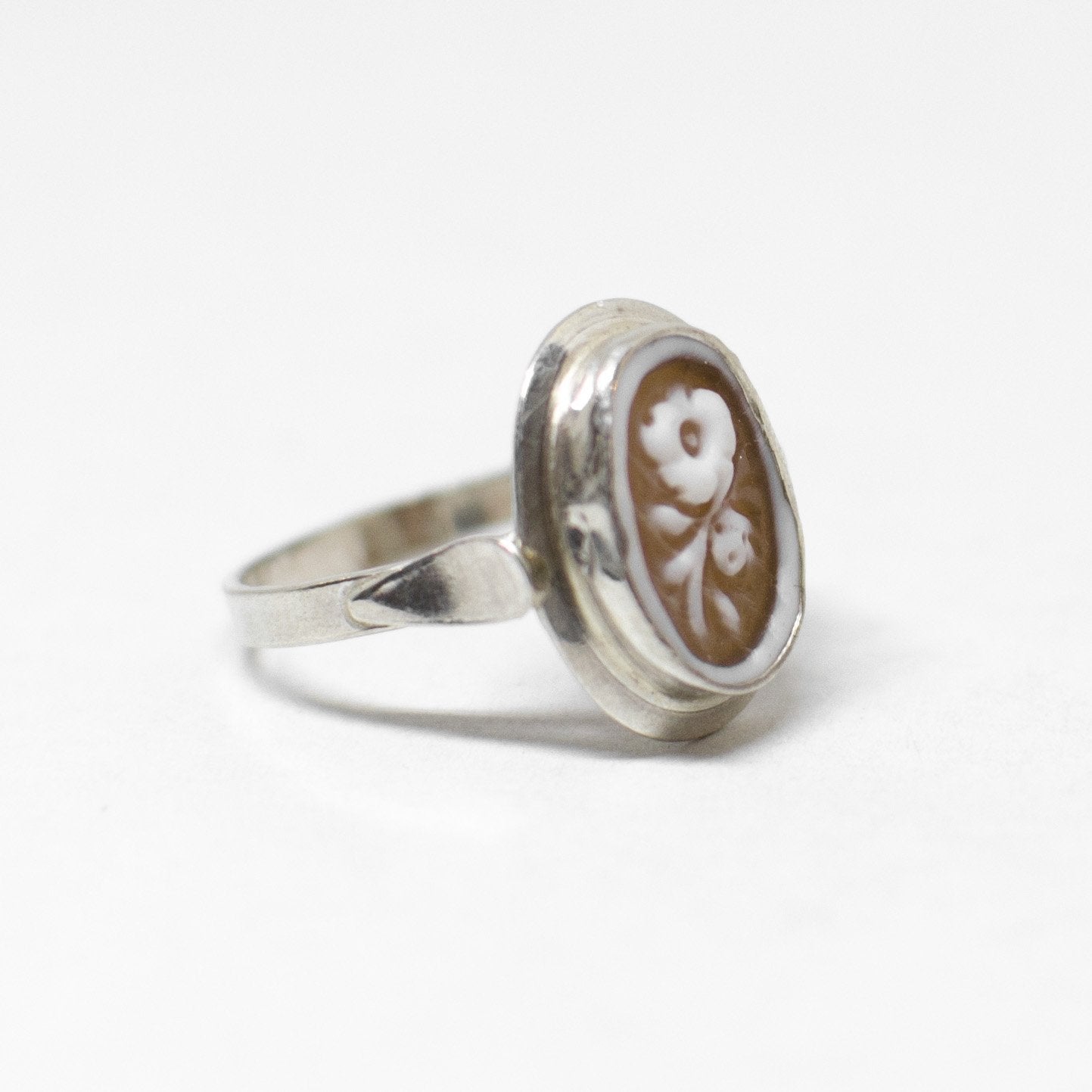 Anello Cammeo incisione Fiori (stili diversi)