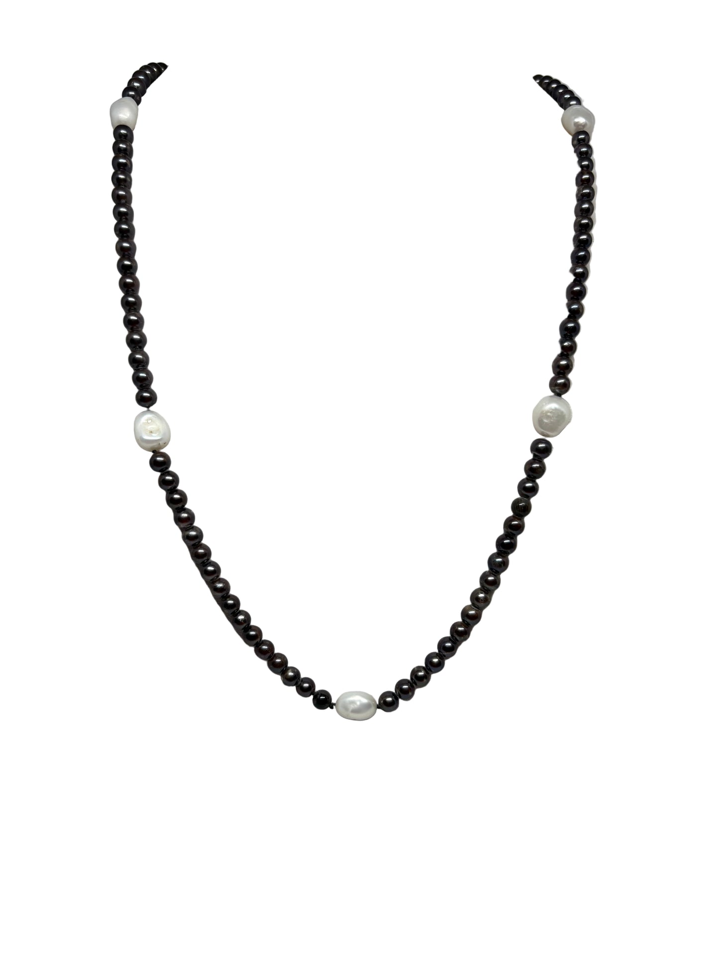 Collana di Perle Bianche e Nere