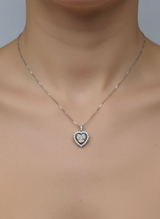 Collana in Cammeo Cuore incisione "Fiore"