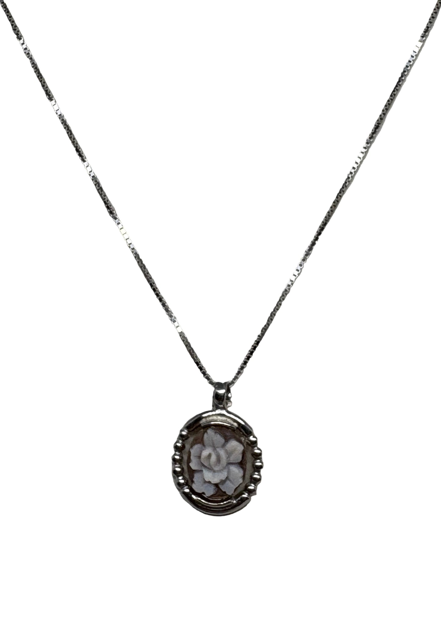 Collana in Cammeo incisione "Fiore"