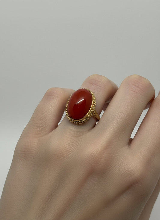 Anello in Spola di Corallo