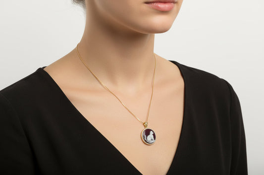 Collana in Cammeo incisione "Gatto"