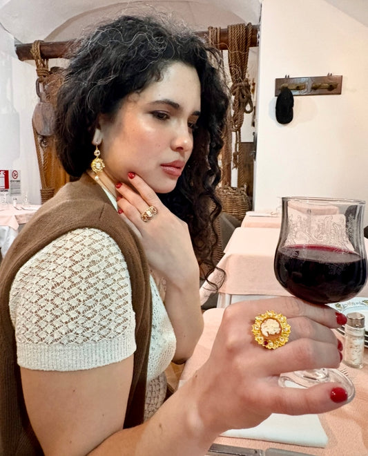 Anello in Cammeo incisione "Profilo di Donna"