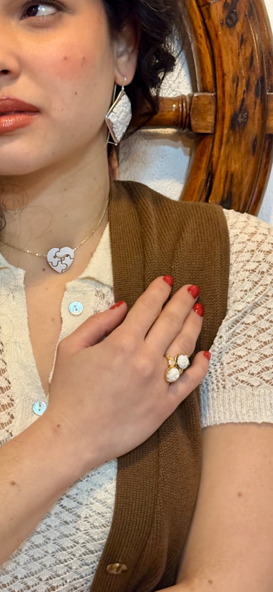 Anello in Cammeo incisione "Doppio Fiore "