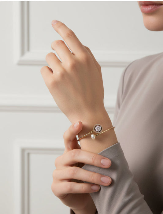 Bracciale in Cammeo incisione "Fiore"