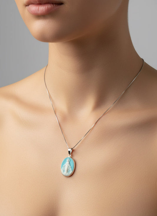 Pendente in Pasta di Turchese rappresentazione "Madonna"