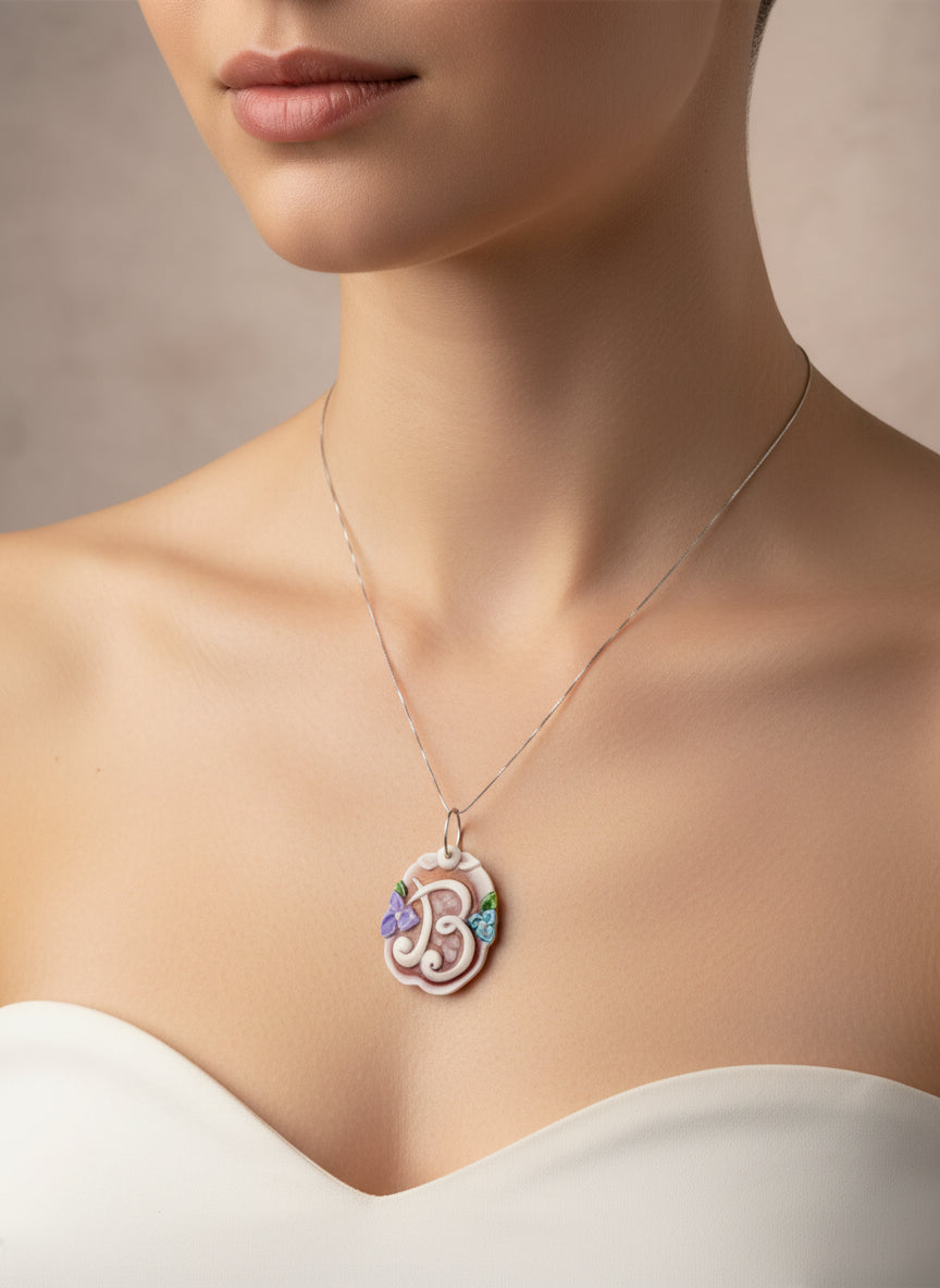 Pendente in Cammeo incisione "Lettere" B