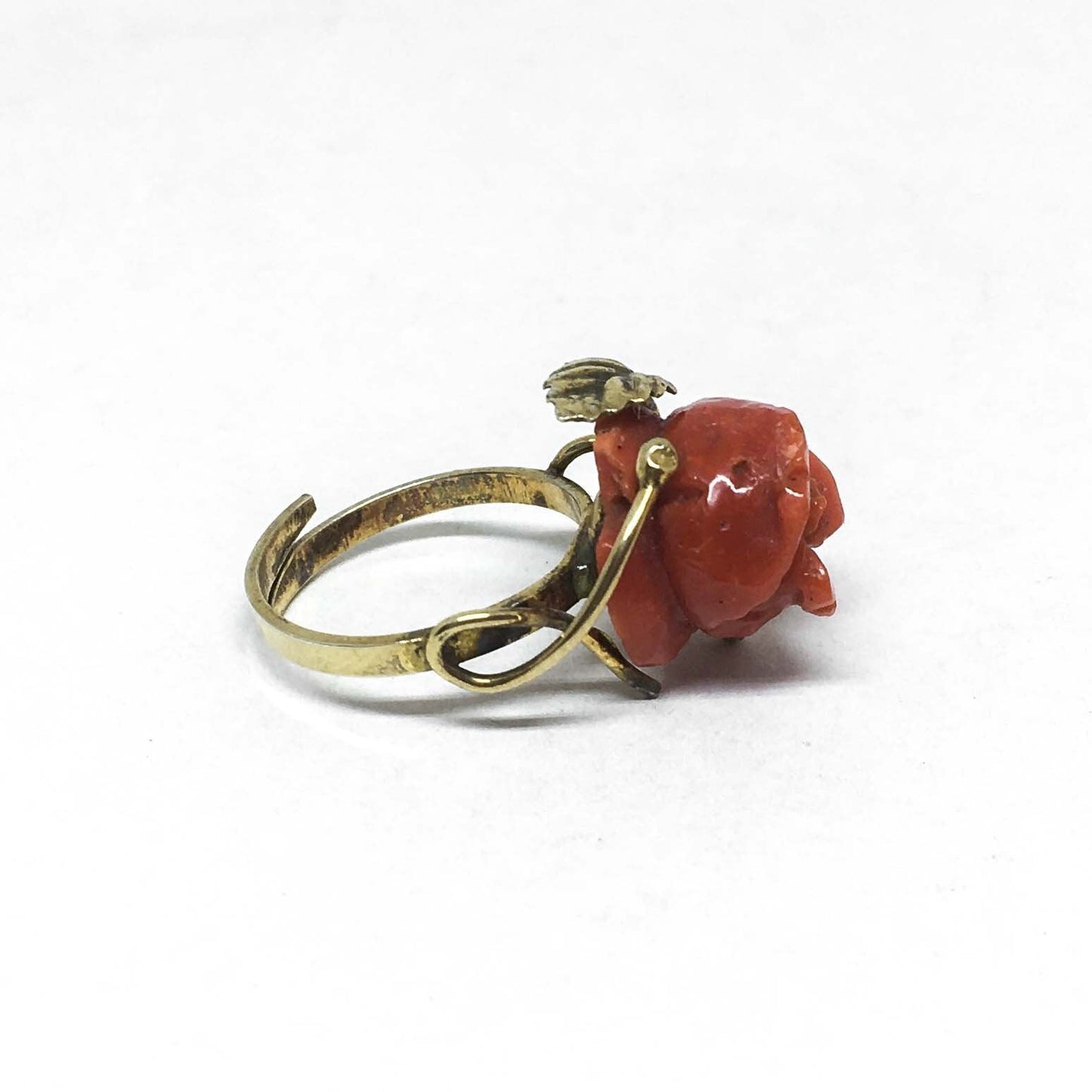 Anello corallo rosso rosa scolpita