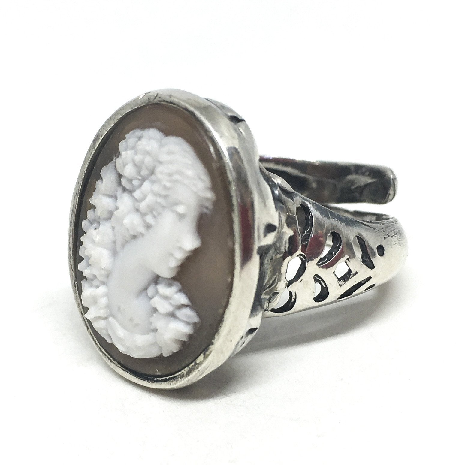 Anello-Cammeo-Artistico-Profilo-Donna