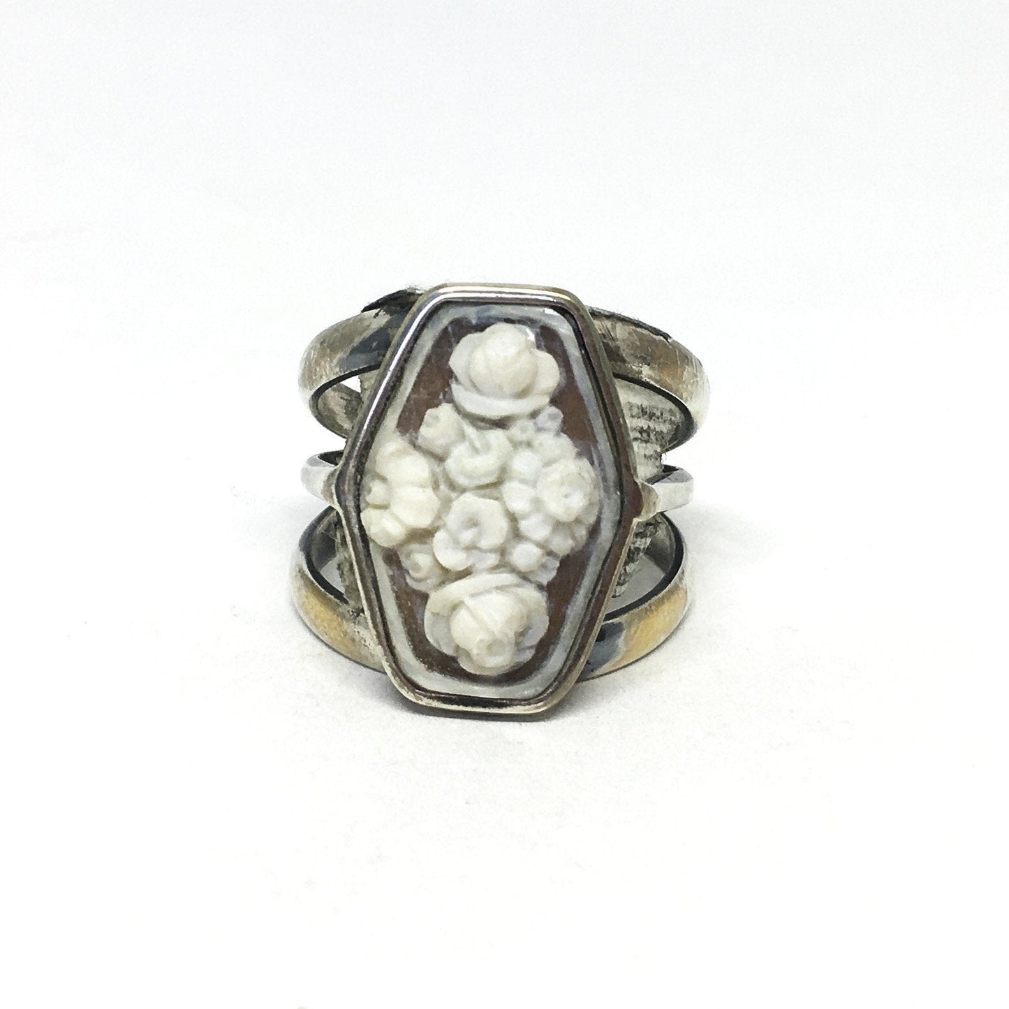 Anello cammeo incisione fiori