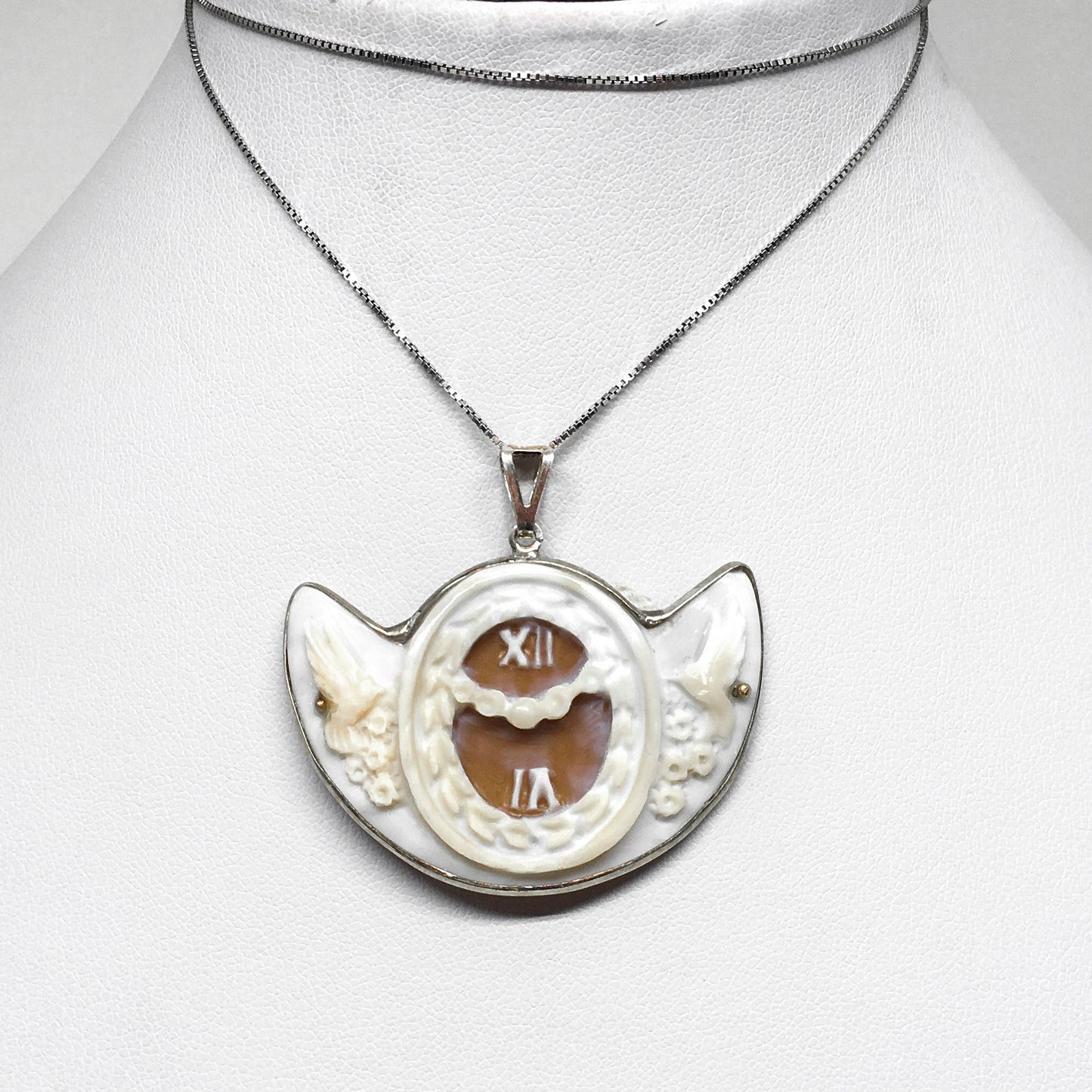 Pendente Cammeo con Raffigurazione