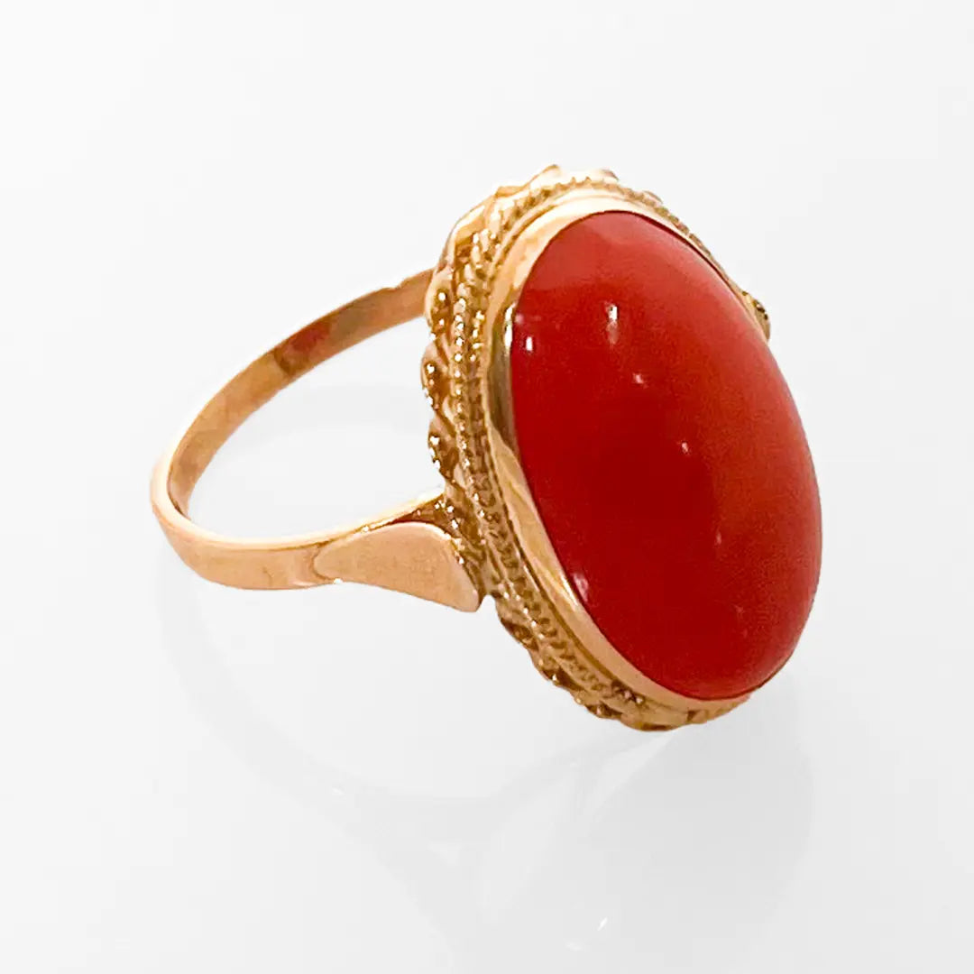 il-piccolo-museo-del-cammeo_Anello-Corallo