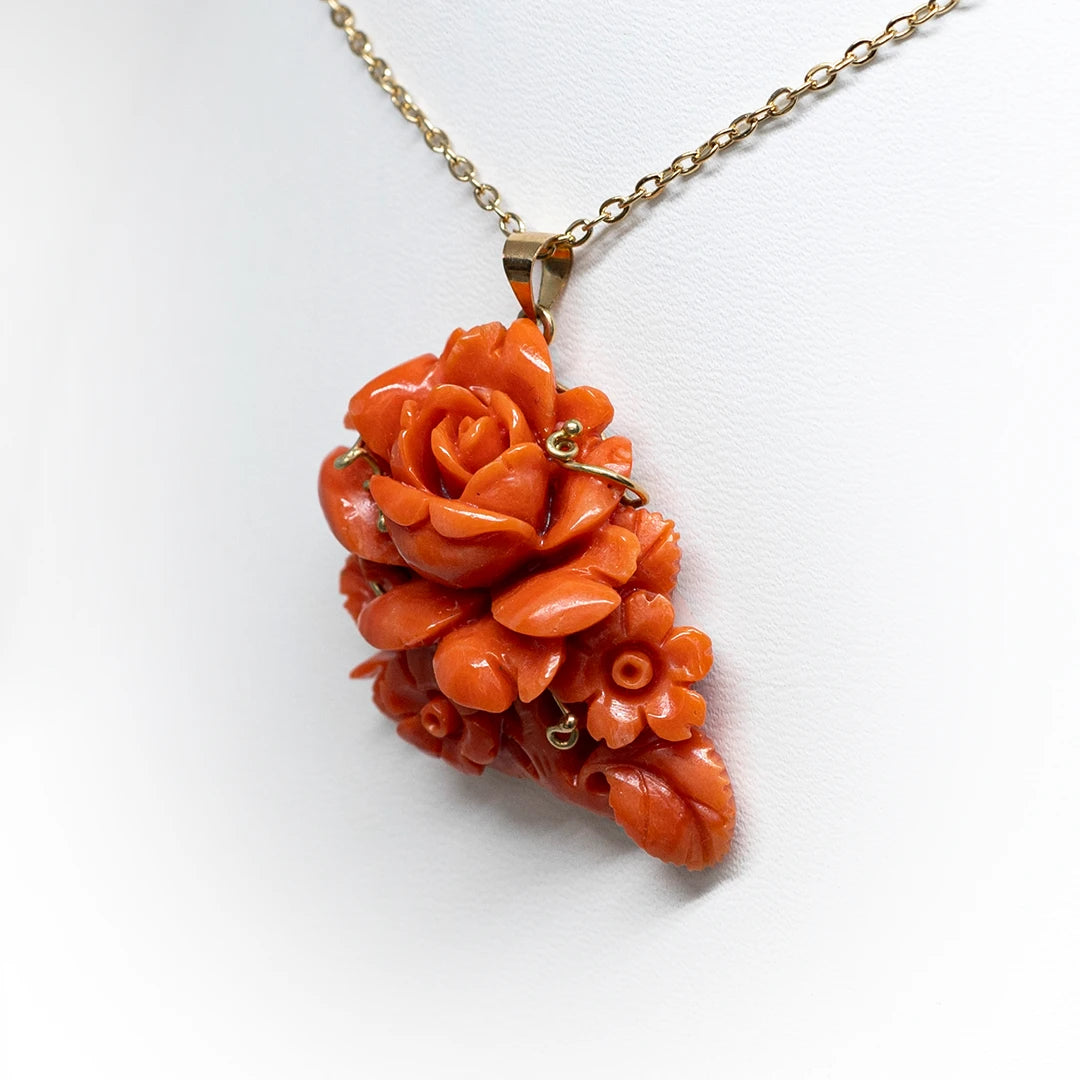 l-piccolo_museo_del_cammeo-pendente-corallo