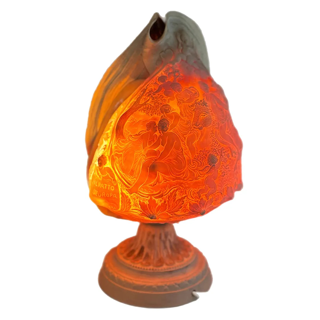 il-piccolo-museo-del-cammeo-Lampada-Cammeo-suConchiglia-_RattoD_Europa