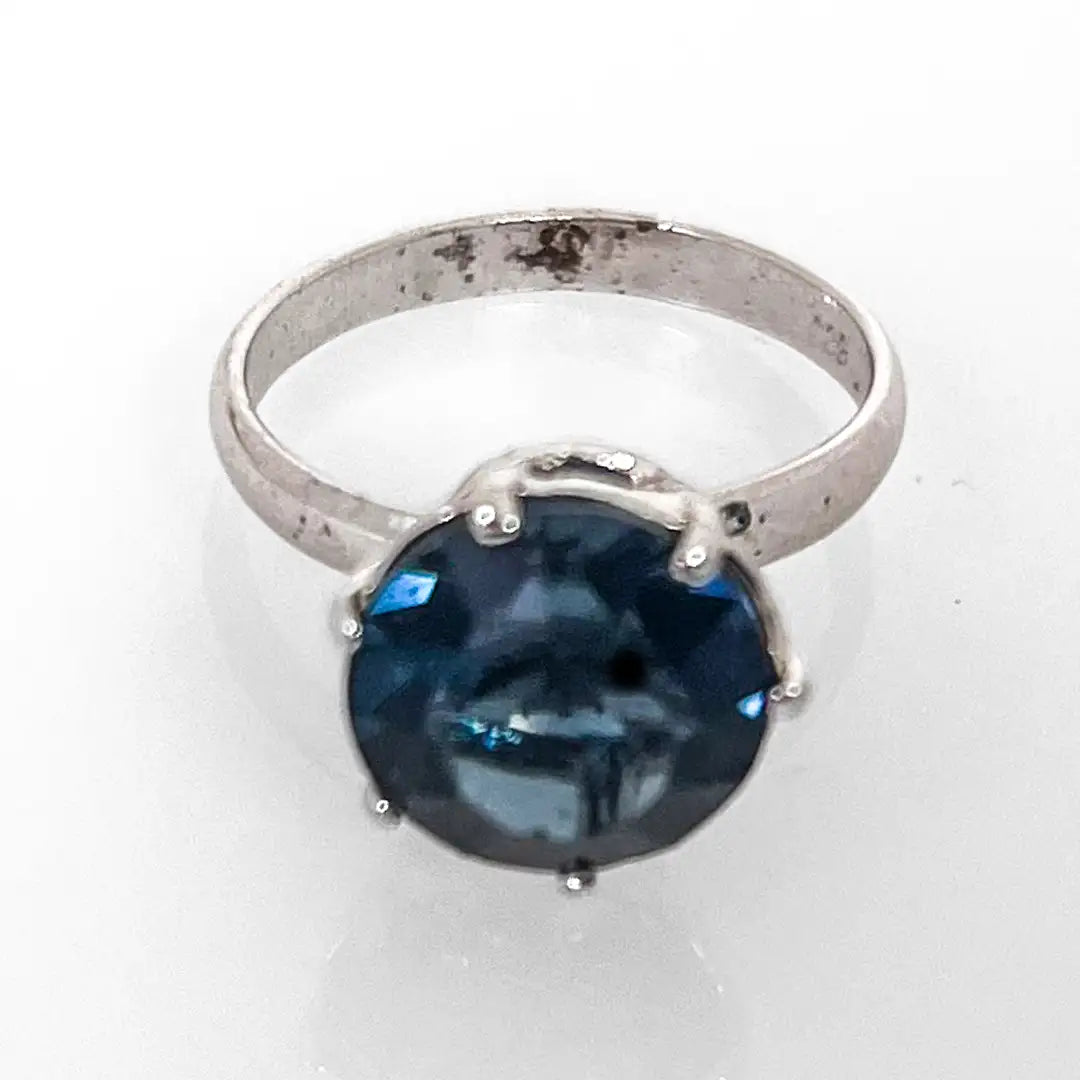 Silver Ring with Blue Stone Solitaire Model 