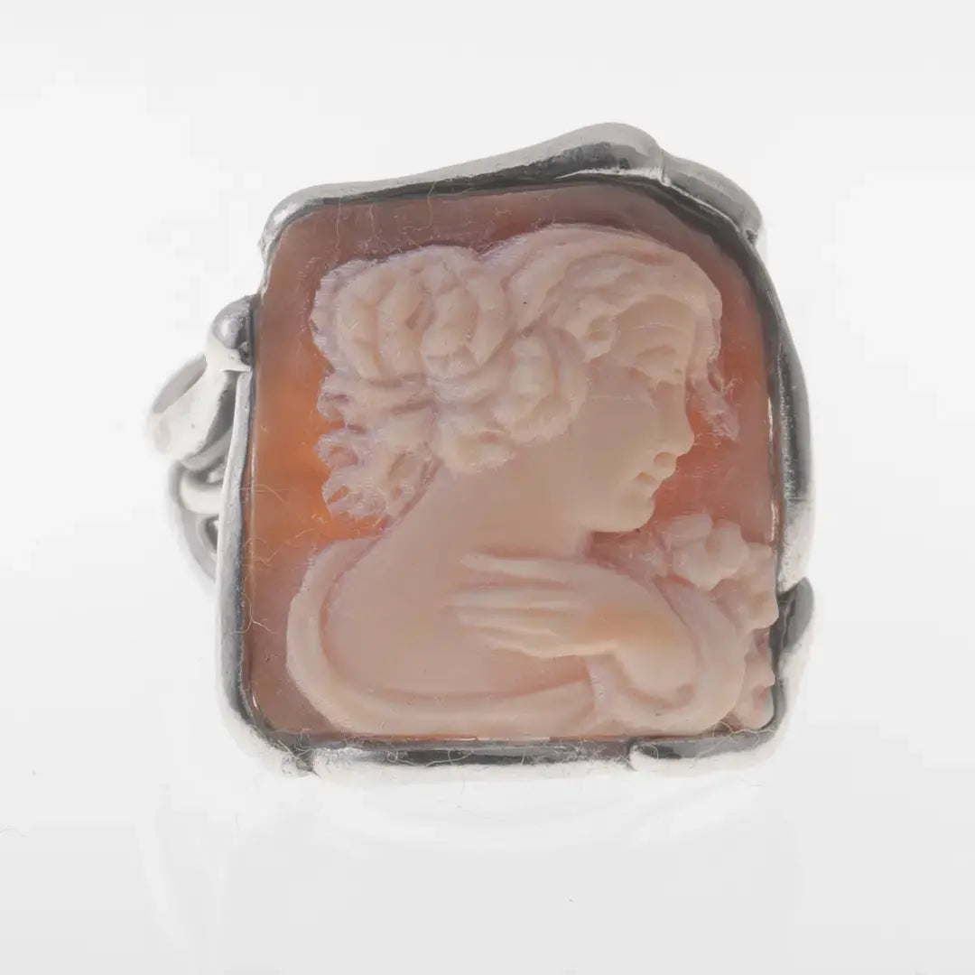 Anello Cammeo Profilo Donna con Mano 